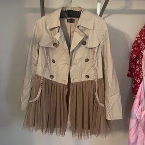 Double breasted Tulle peacoat